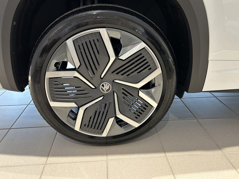 Bild 3 av Škoda Kodiaq iV SPORTLINE 1,5 TSI 204 HK *Lagerbil*