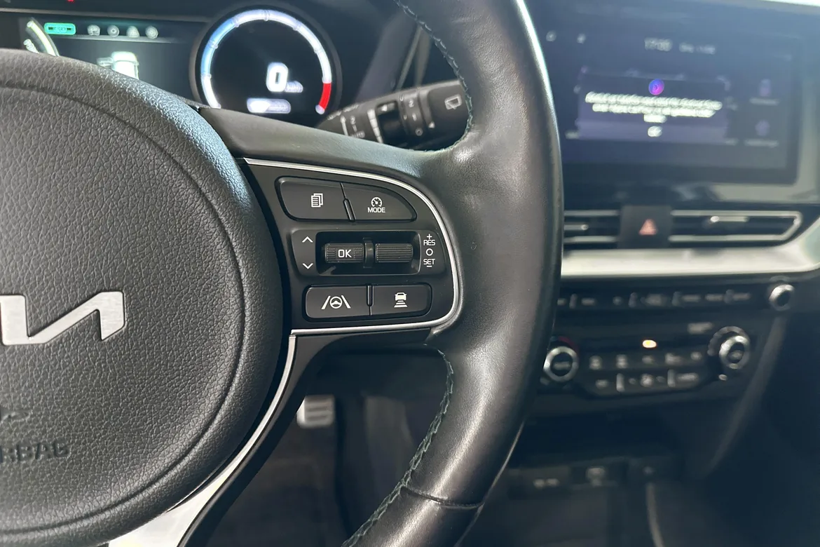 picture of a car