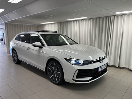 Volkswagen Passat Variant eHybrid 272 DSG6 R-LINE