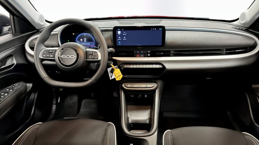 Bild 4 av Fiat 600 Hybrid 1.2 100hk POP