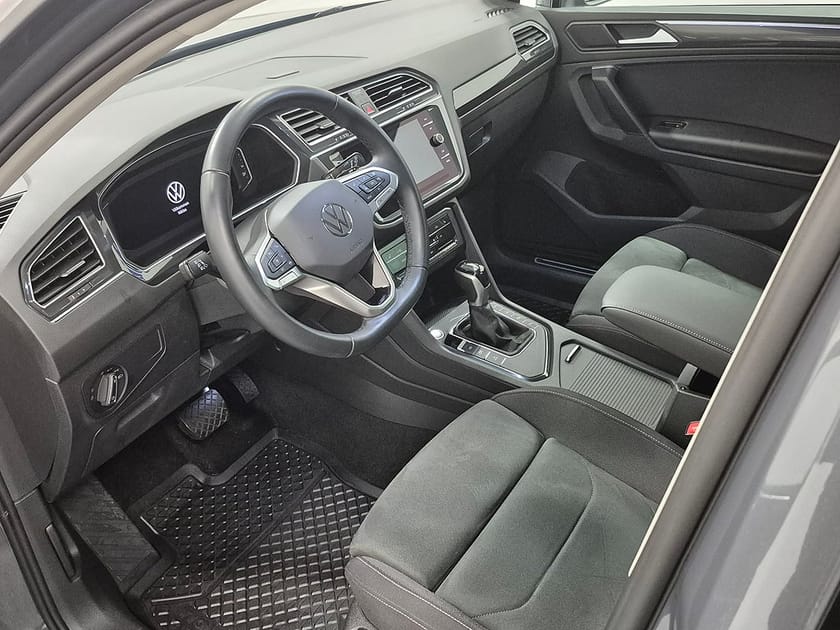 Bild 4 av Volkswagen Tiguan eHybrid Plug in 245HK Elegance