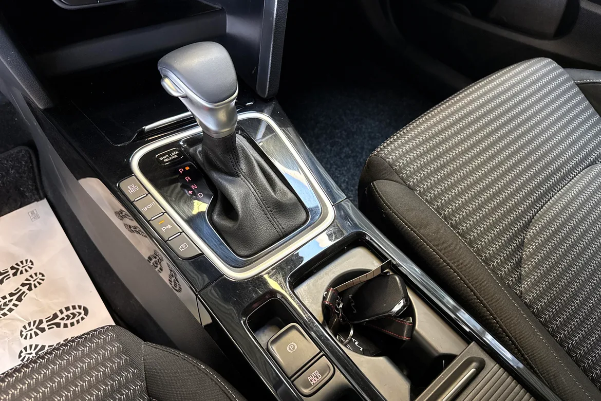 picture of a car