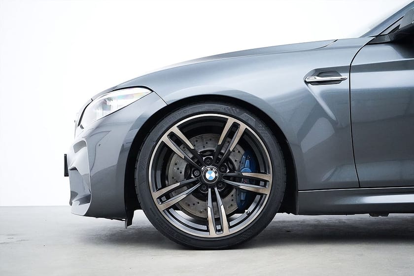 Bild 2 av BMW M2 DCT / 370hk / Harman / Keyless / H&R