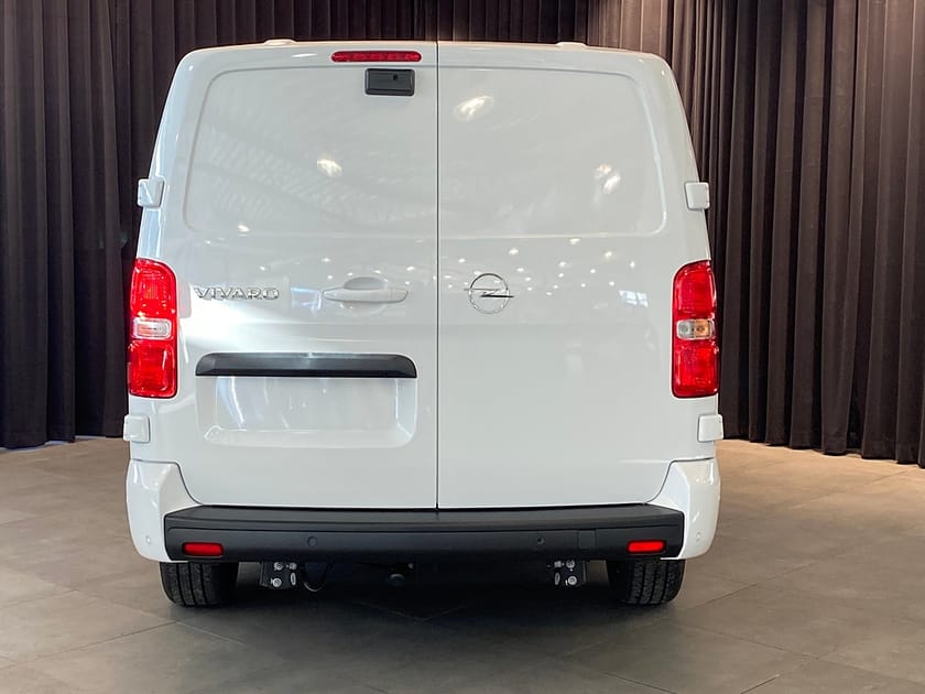 Bild 2 av Opel Vivaro Skåpbil Elite/L3 (Lång)/Facelift /Drag & Värmare/Omg lev