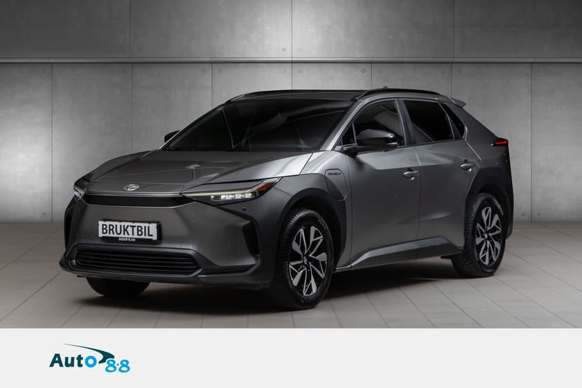 Bilde 1 av Toyota bZ4X 2WD / Hengerfeste / 360 kamera+++