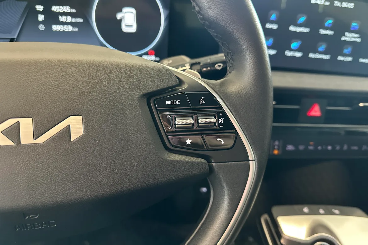 picture of a car