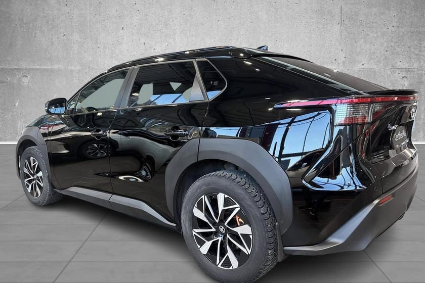 Bilde 3 av Toyota bZ4X Active Tech