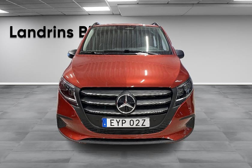 Bild 2 av Mercedes-Benz Vito 119 CDI 4x4 3.0t SN Mixto 5-sits Lagerbil