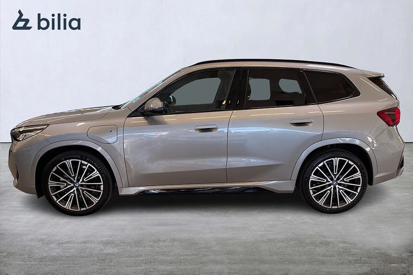 Bild 3 av BMW X1 xDrive25e M Sport PRO Innovation H/K 360 Kamera Drag