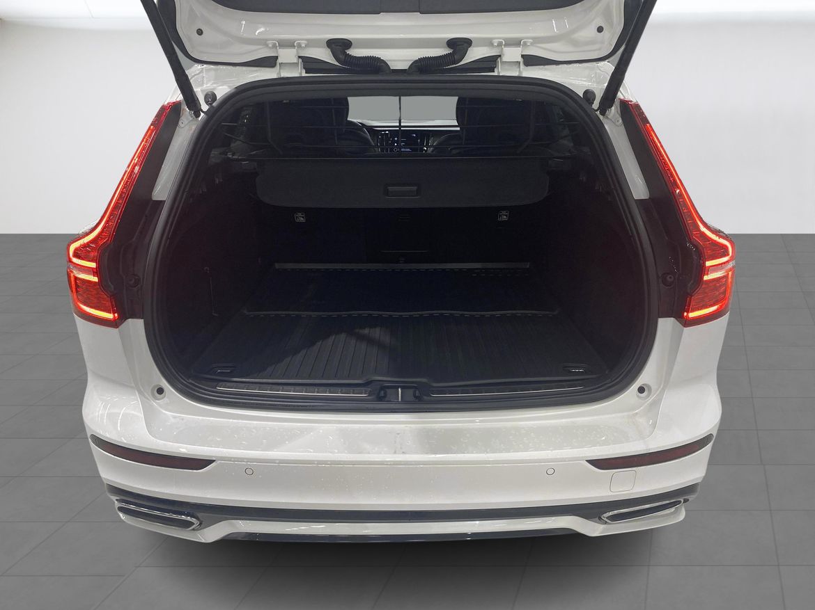 Volvo V60 2022 - miniatyr 10