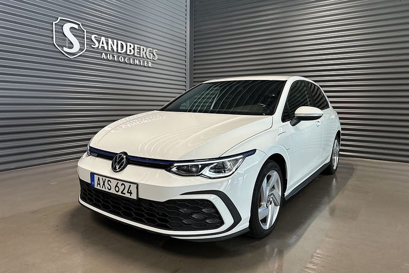 Bild 1 av Volkswagen Golf GTE 1.4 TSI 245hk Navi Cockpit BT PDC