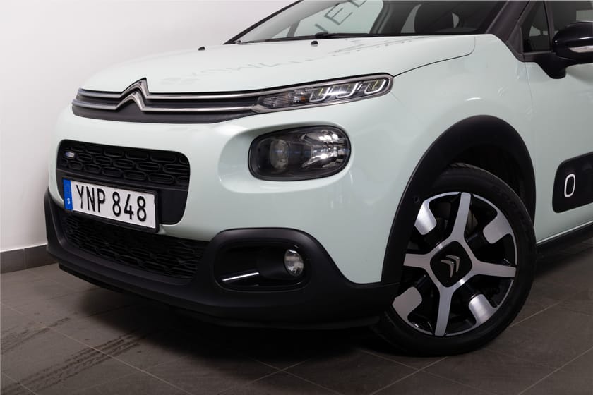 Bild 4 av Citroën C3 1.2 PureTech 82hk Panorama/Keyless/Carplay/Bkamera
