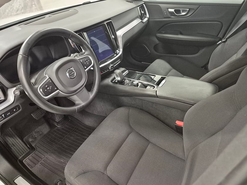 Bild 2 av Volvo V60 T6 Recharge Inscription plug in AWD 350HK 4x4