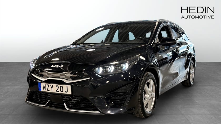 Bild 1 av Kia Ceed Sportswagon Plug-in Hybrid SW Action