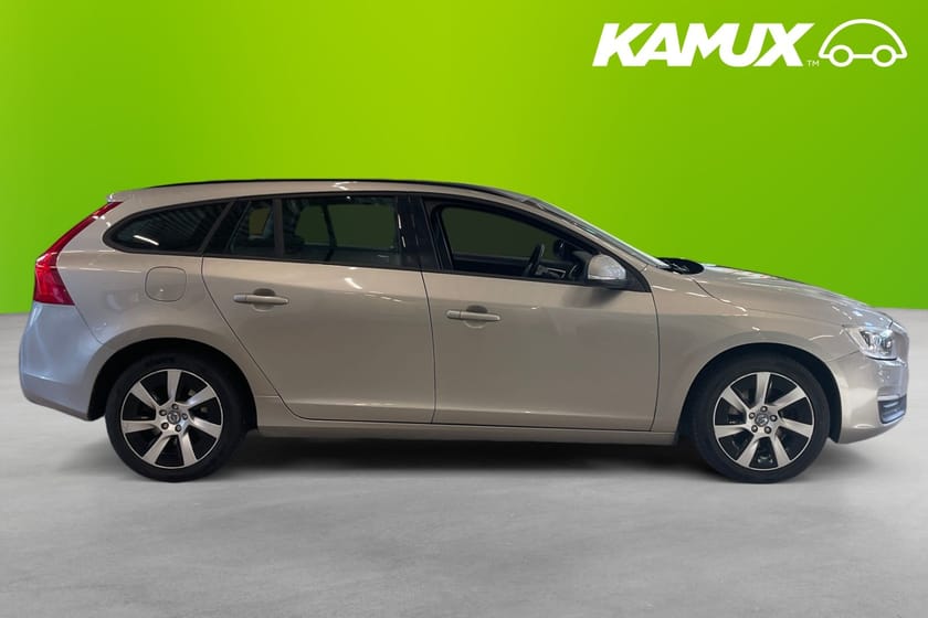 Bild 2 av Volvo V60 D2 Kinetic D-Värme 115hk