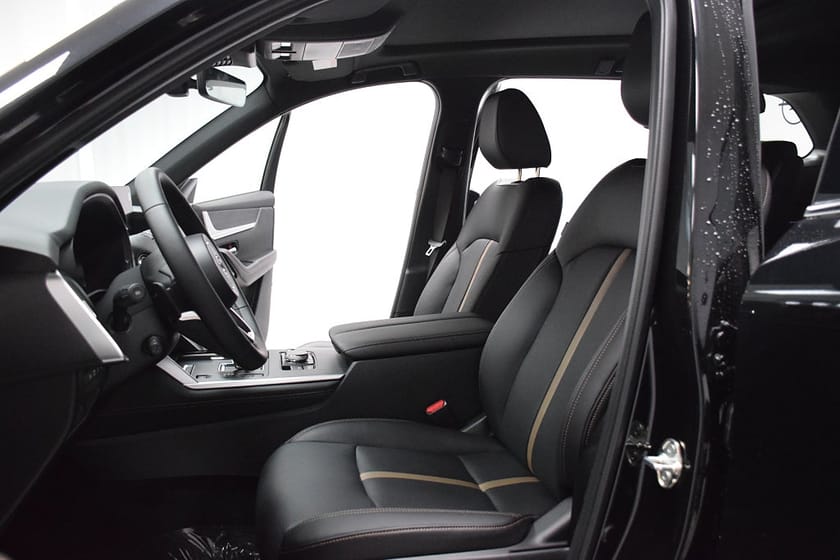 Bild 3 av Mazda CX-80 PHEV Homura / Panoramaglastak/Ventilerade Kaptensstolar