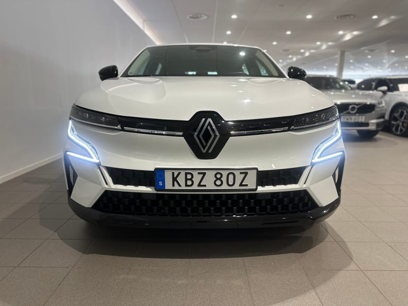 Bild 2 av Renault Mégane E-TECH Equilibre 40kWh/130hk, Backkamera,