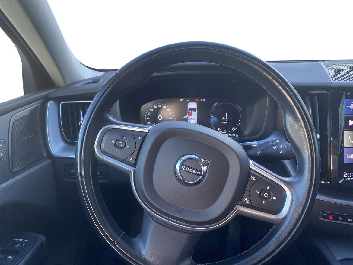 Volvo XC60 2021 - miniatyr 9