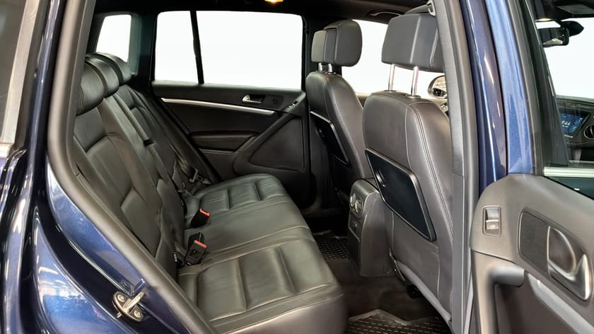 Bild 5 av Volkswagen Tiguan 2.0 TDI 4MOTION AUT R-LINE / VÄRMARE / DRAG /