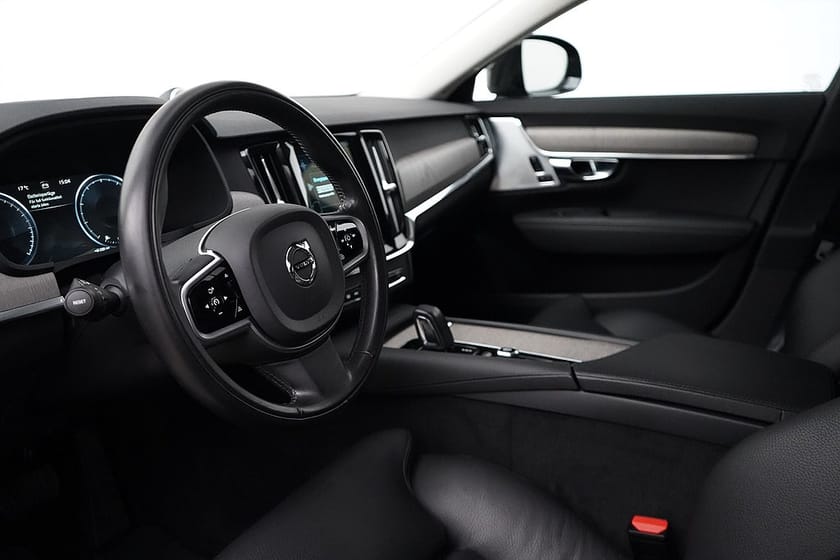 Bild 5 av Volvo V90 Cross Country B5 AWD / 250hk / B&W / 360°