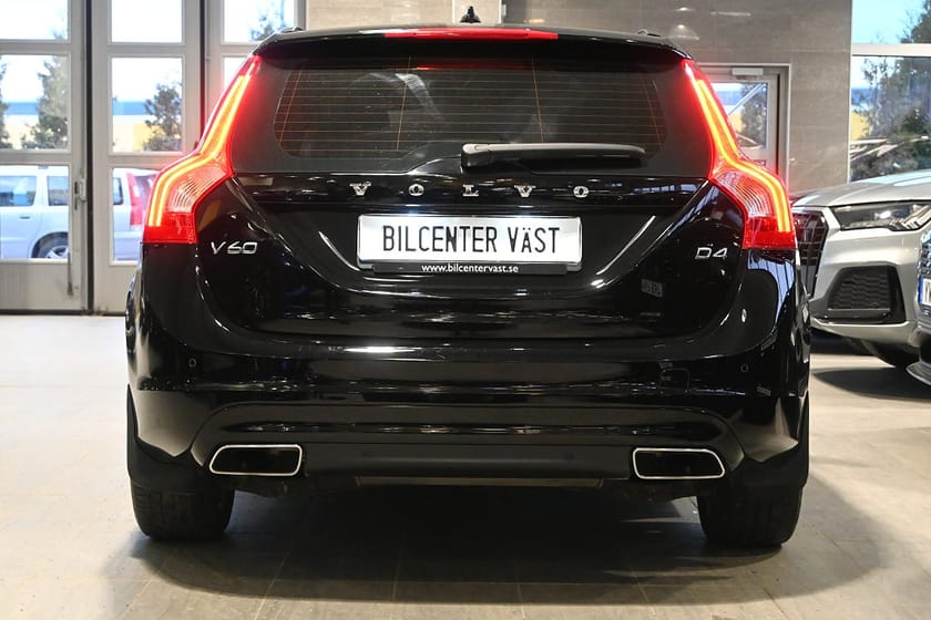 Bild 4 av Volvo V60 D4 Aut 181hk Momentum Taklucka Läder Navi