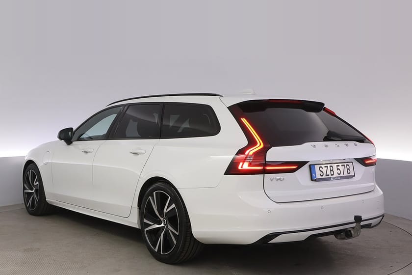 Bild 4 av Volvo V90 Recharge T6 AWD R-Design Pano 360 HUD Drag