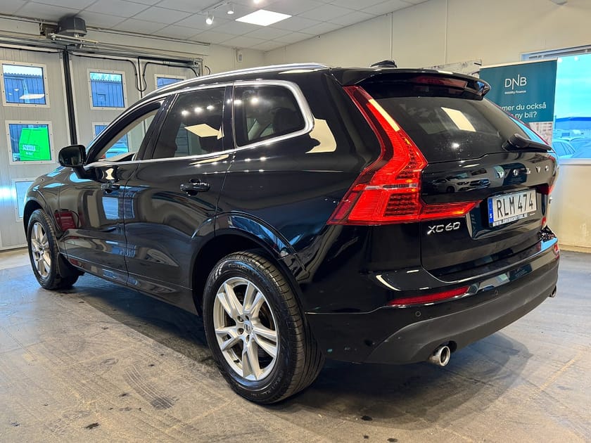 Bild 3 av Volvo XC60 D4 AWD Geartronic Momentum Skinn Värmare Kamrembytt