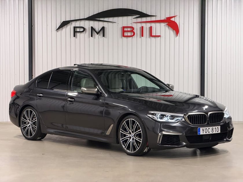 Bild 2 av BMW M550i xDrive Sedan M550 Ultimate Edition / Svensksåld / B&W / S&V-Hjul