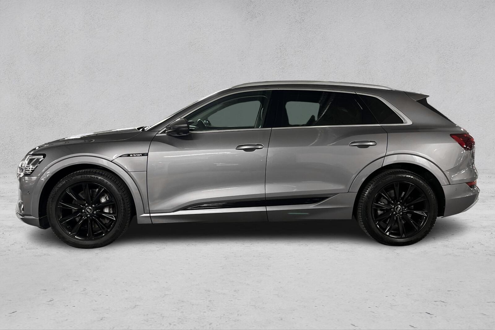 Thumnail bilde 2 av Audi e-tron 50 quattro