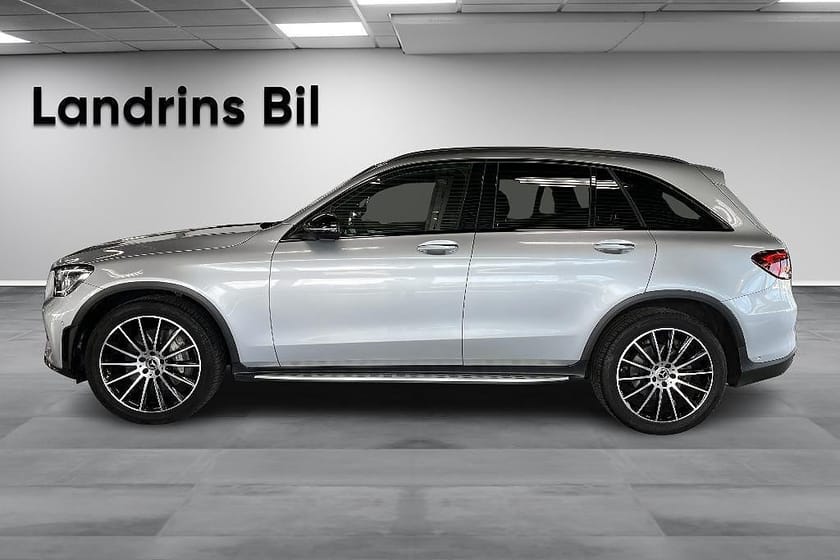 Bild 4 av Mercedes-Benz GLC 220 d 4MATIC / AMG Line / Pano / Värmare / Drag