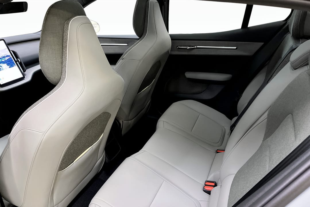 Volvo EX30 Cross Country Twin Motor Performance