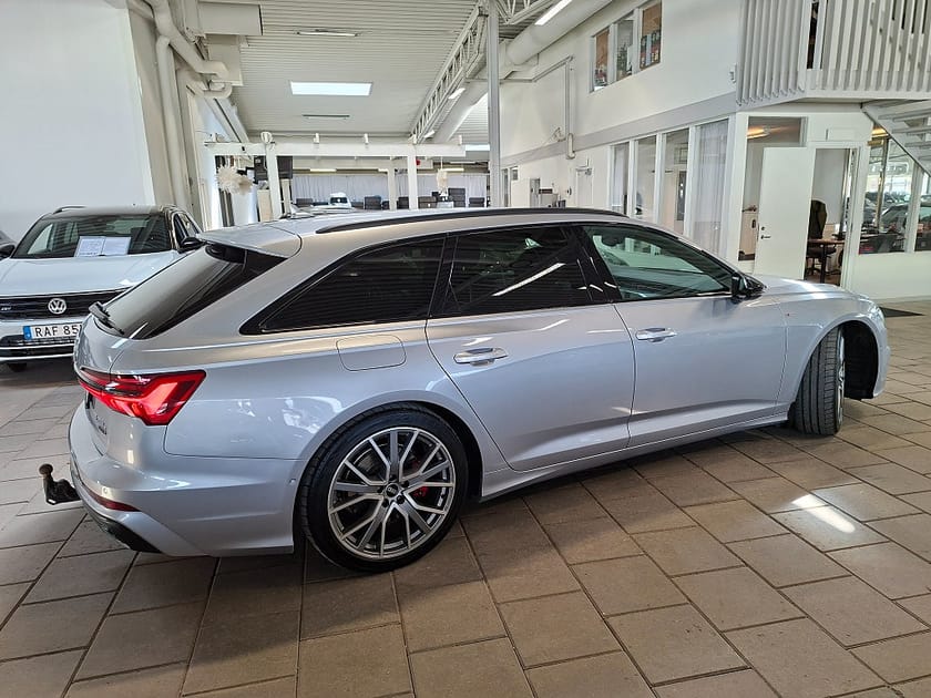 Bild 3 av Audi A6 Avant 55 TFSI e quattro S Tronic S Line Eu6