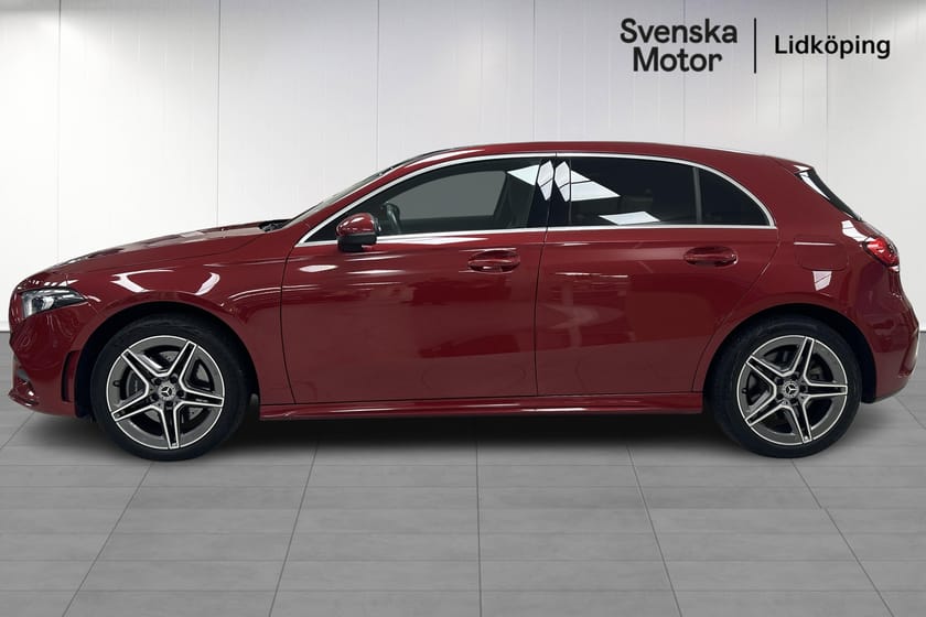 Bild 3 av Mercedes-Benz A 250 e AMG-Line I Backkamera I  Nyservad I GPS