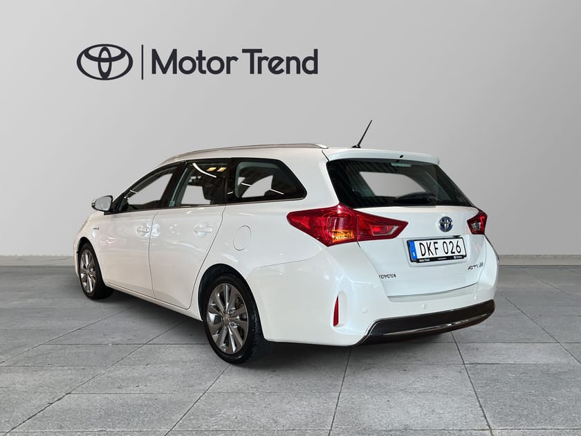 Bild 2 av Toyota Auris Touring Sports Hybrid 1.8 TOU