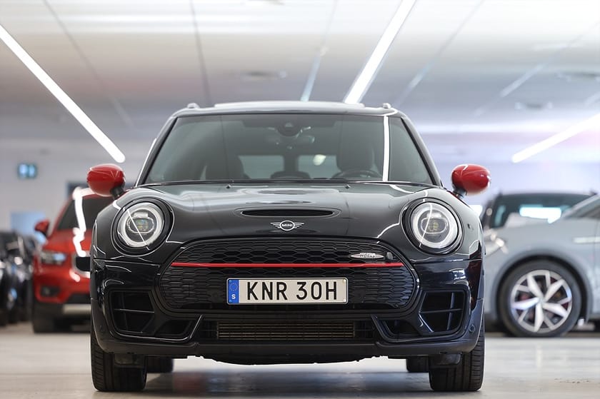 Bild 5 av MINI John Cooper Works ALL4 Clubman JCW 306hk H/K HUD Pano Läder Navi