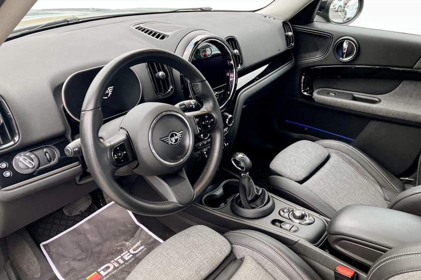 Bild 5 av MINI Countryman Cooper SE ALL4 Steptronic 220hk 2023 Excitement
