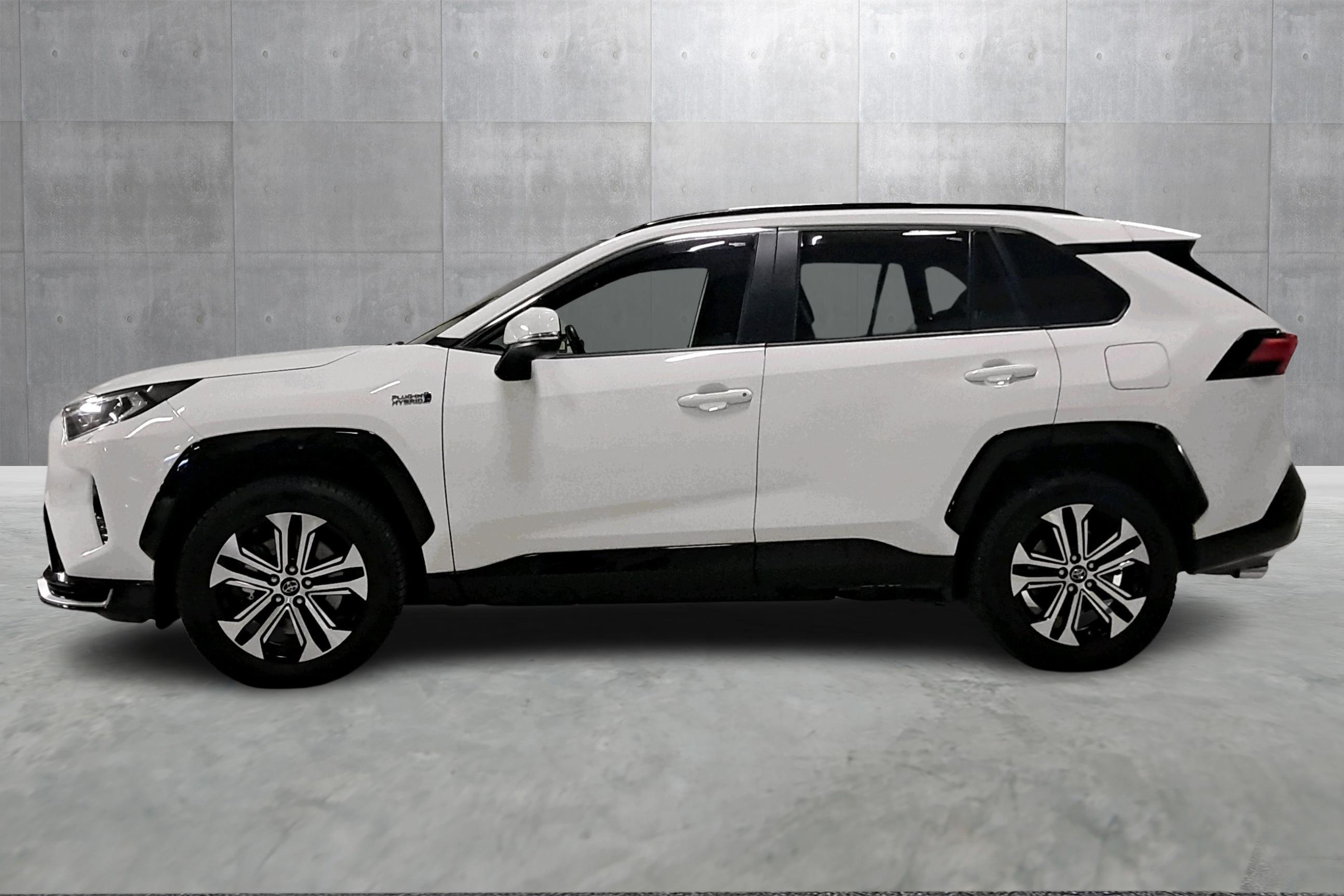 Thumnail bilde 1 av Toyota RAV4 Plug-in Hybrid