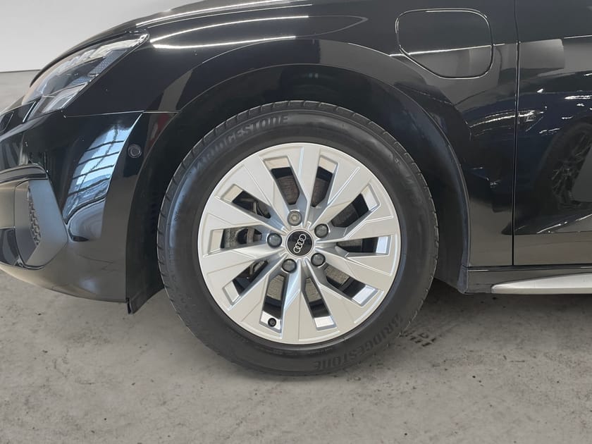 Bild 4 av Audi A3 Sportback 40 TFSI e PROLINE 204 HK S TRONI