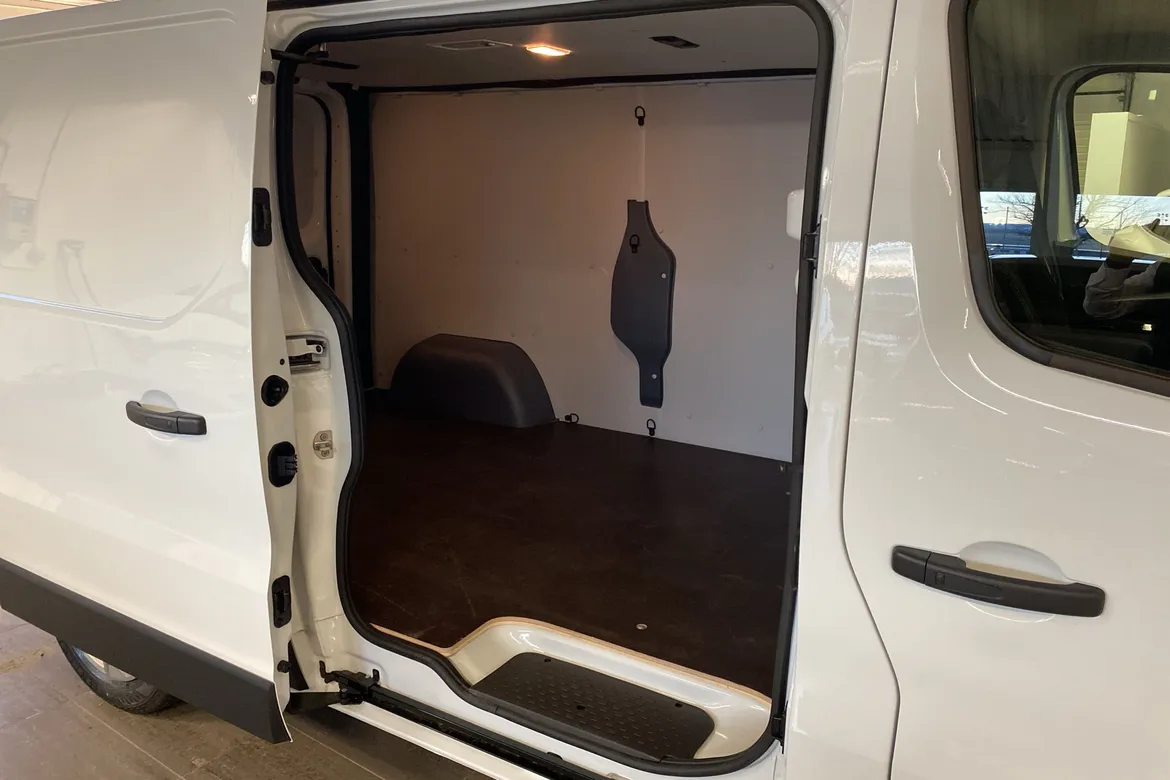 Renault Trafic E-TECH Van