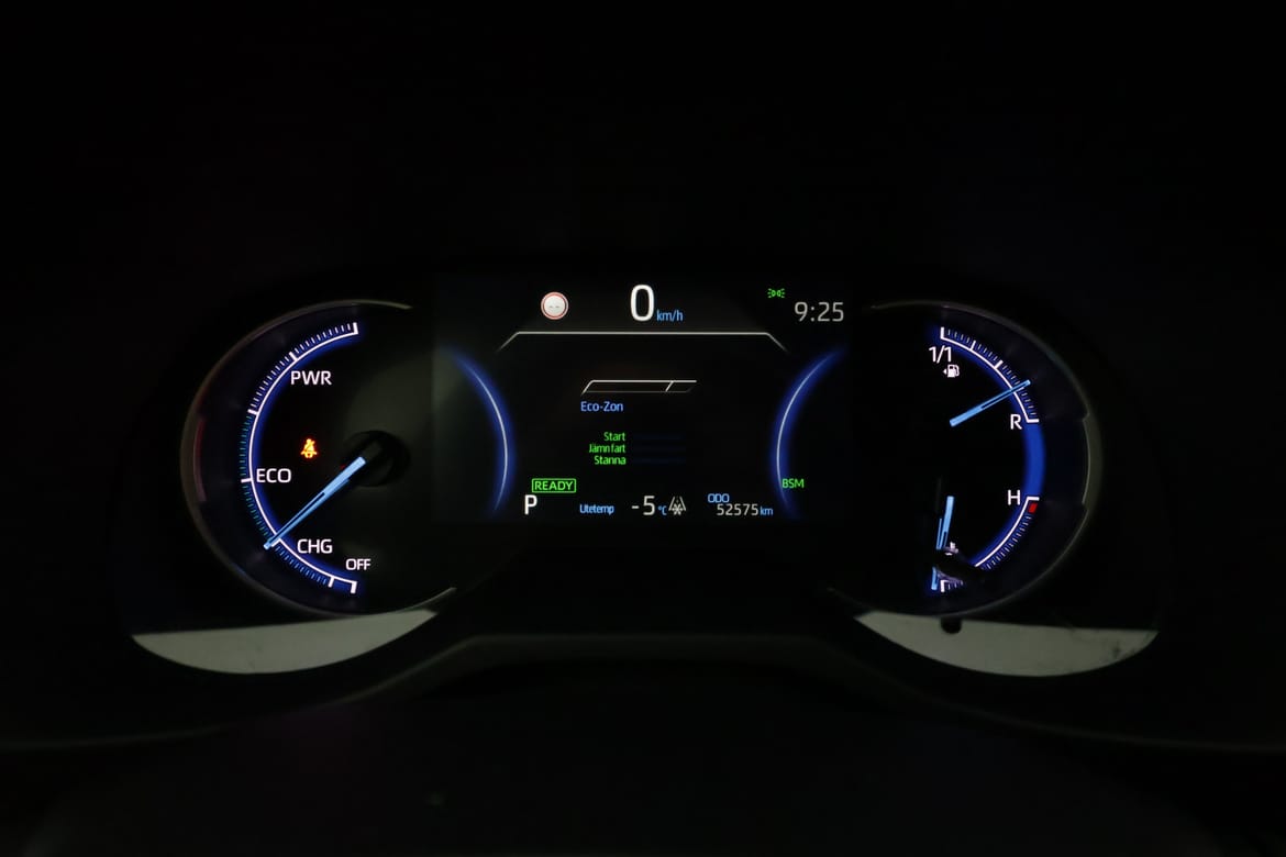 Toyota RAV4 2021 - miniatyr 13