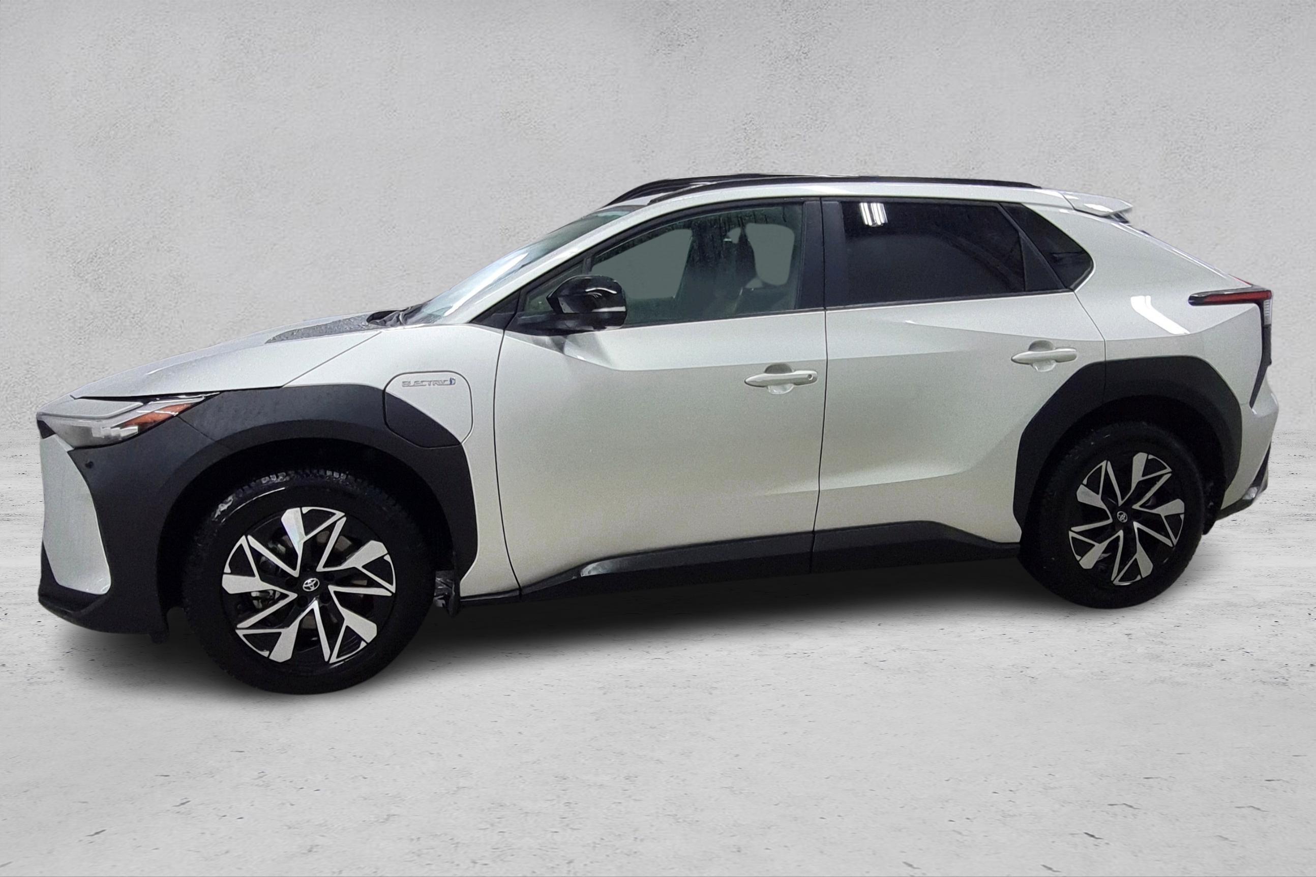 Thumnail bilde 1 av Toyota bZ4X