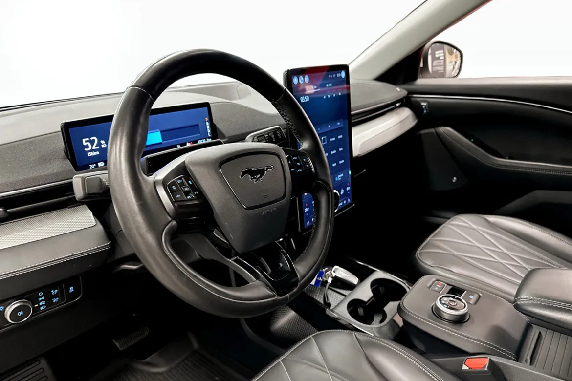 Ford Mustang Mach-E Standard Range