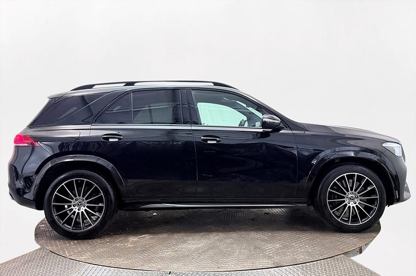 Bild 5 av Mercedes-Benz GLE 350 de 4MATIC 4M AMG CCS Navi Kamera Cockpit MOMS