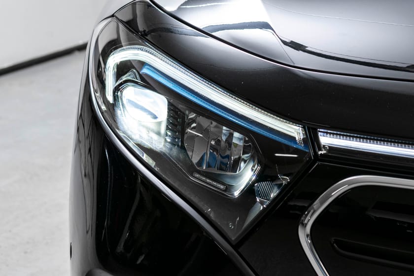 Bilde 4 av Mercedes-Benz EQB 300 4MATIC Progressive/Advanced/Kj.assist/Panorama/Nattpakke