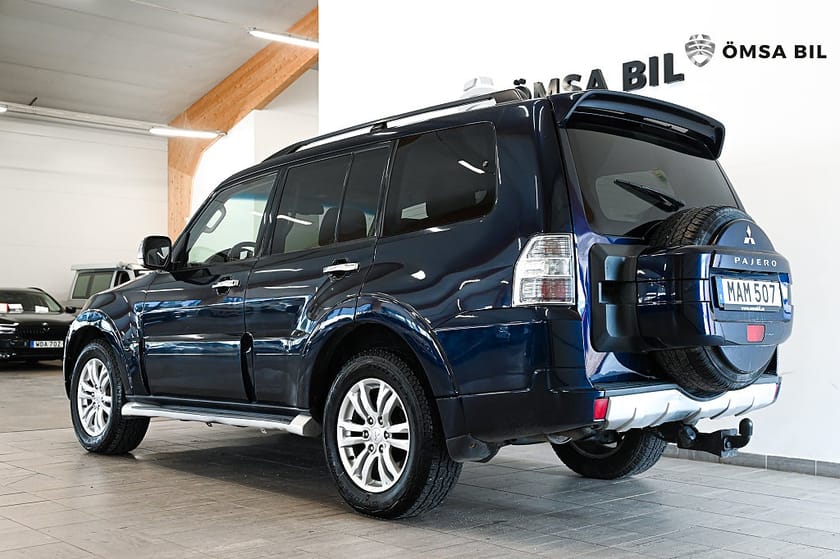 Bild 4 av Mitsubishi Pajero 3.2 Di-D 4WD 7-Sits B-Kamera Drag 200hk