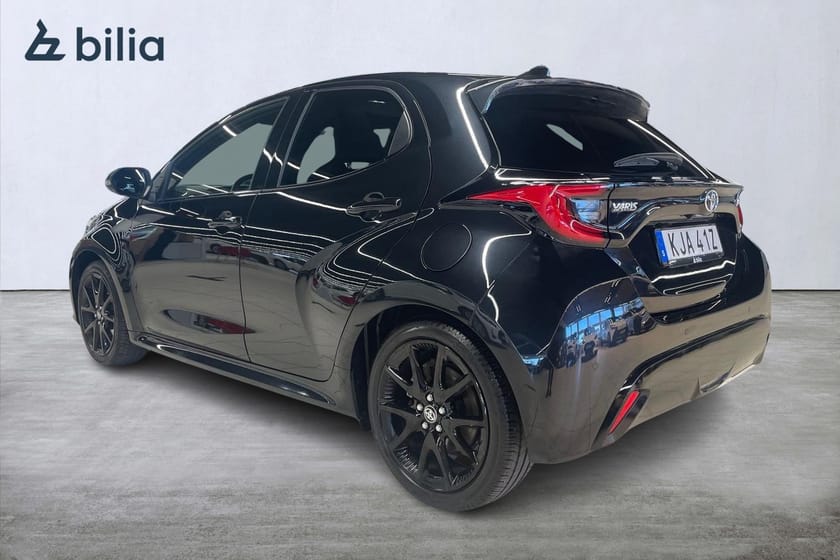 Bild 2 av Toyota Yaris Hybrid 1,5 5D STYLE SKYVIEW, JBL, SÄKERHETSPAKET