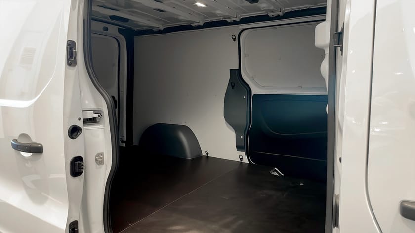 Bild 5 av Renault Trafic Skåpbil L2H1 NORDIC LINE DCI 170 AUTOMAT *Dubbla skjutdörrar*
