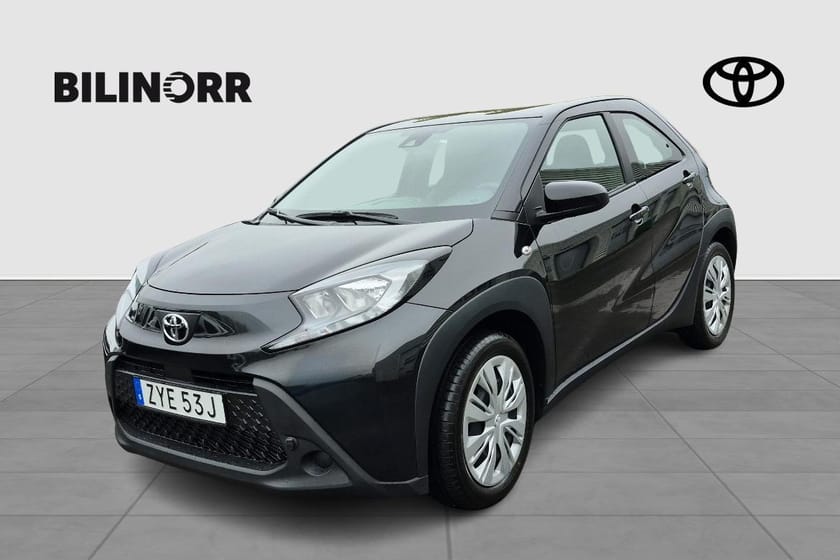 Bild 1 av Toyota Aygo X 1.0 Play | Vinterhjul | Motorvärmare |