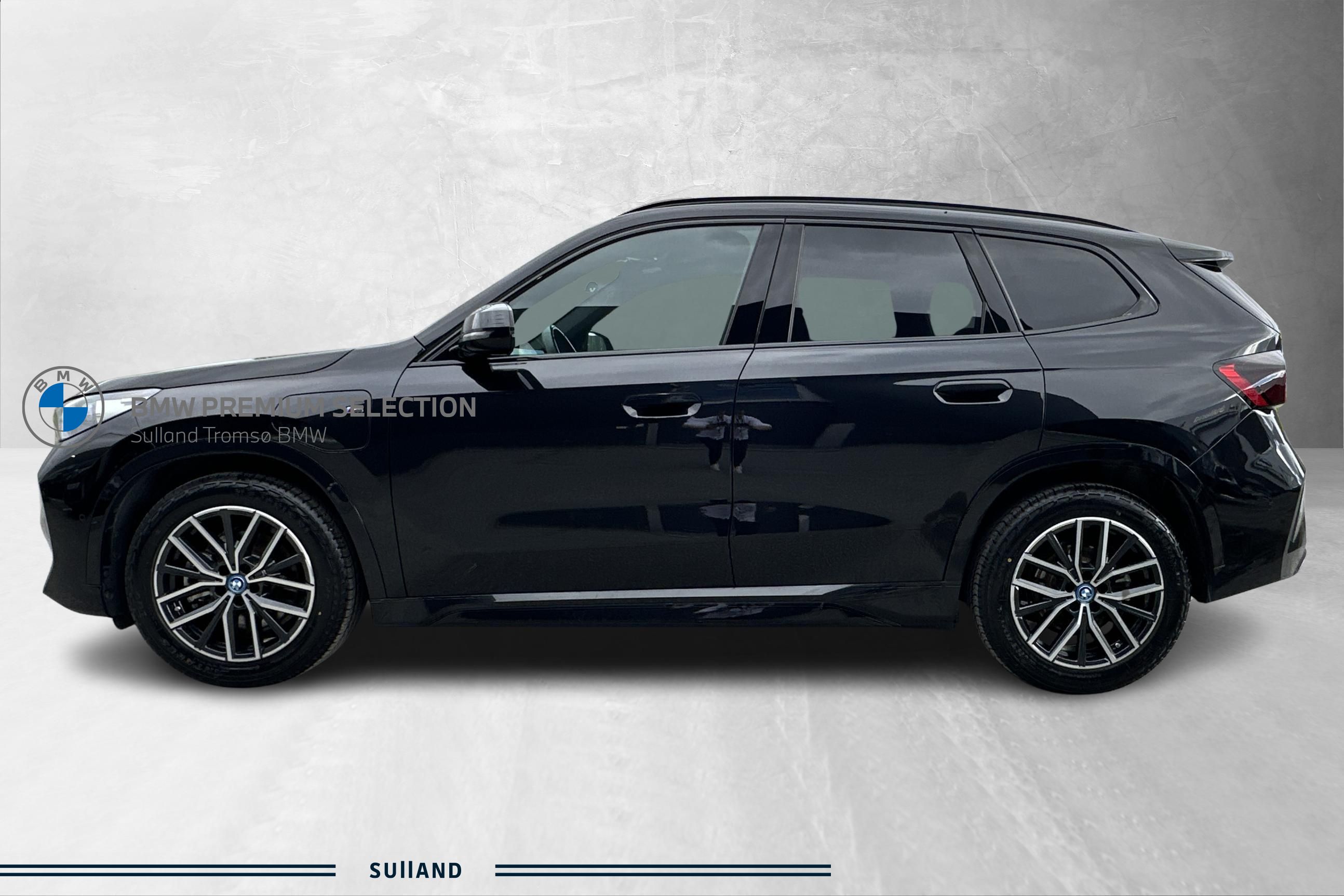 Thumnail bilde 1 av BMW X1 xDrive25e