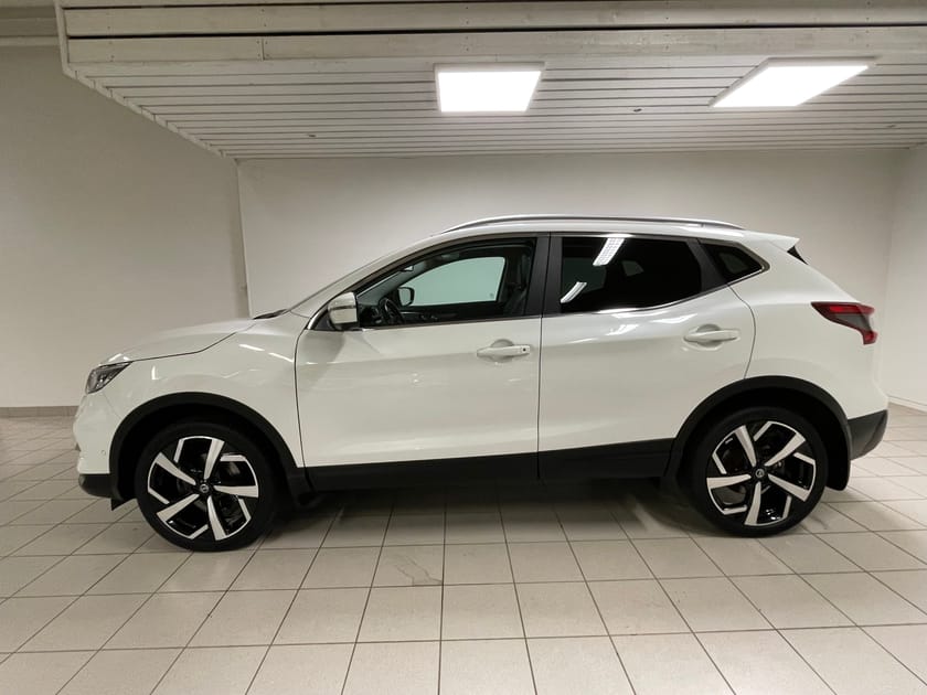 Bild 2 av Nissan Qashqai 1.2 DIG-T 115 hkTekna 360 Kamera Panorma Drag